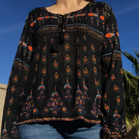 Blouse - Picture 1 of 5